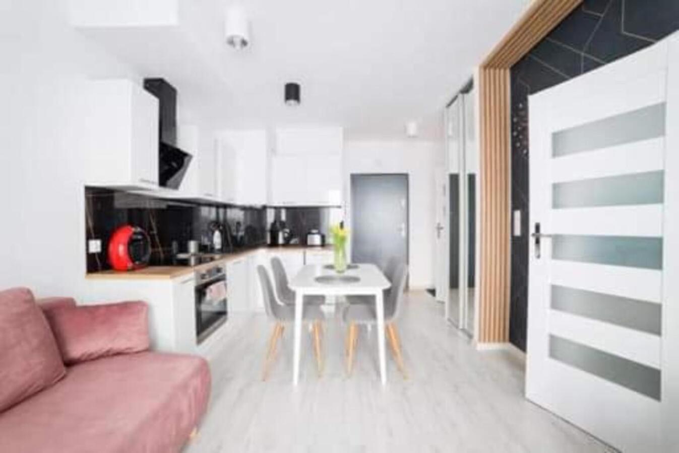 Apartament Nikola Γκντανσκ Εξωτερικό φωτογραφία